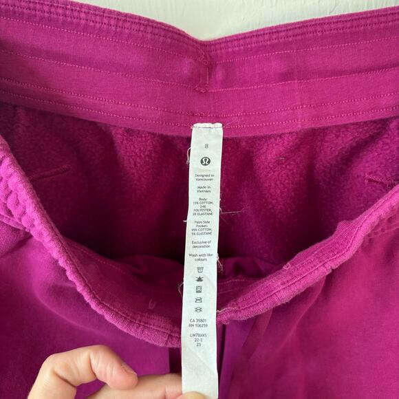 Lululemon Loungeful High-Rise Short 7" - Magenta Purple - Women's 8 - Picture 9 of 10